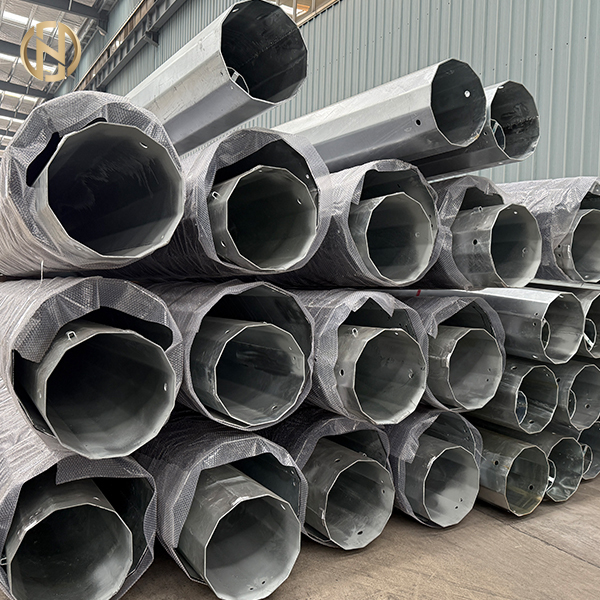 Sıcak Daldırma Galvanizli Yüksek Gerilim Güç Elektrik İletim Hattı Direği Elektrik Ekipmanları