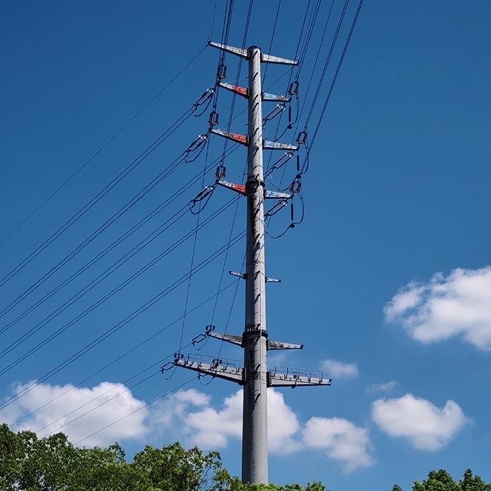 Elektrik dağıtımı için orta gerilimli elektrik direği