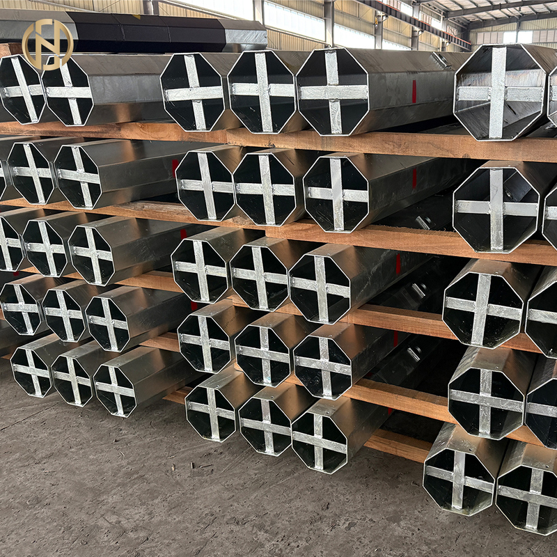 Yüksek Kaliteli İhracat Sekizgen Sıcak Dip Galvanize Edilmiş Transmisyon hattı Çelik direği