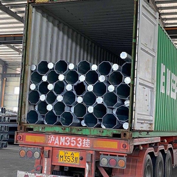 33KV 12m Çelik Yardımcı Direk Sıcak Daldırma Galvanizli Çelik Direk Rüzgara Dayanıklı