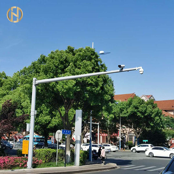 Ana Cadde için 6M 8M CCTV Kamera Direği Güvenlik Kamera Post Poligonal T Tipi