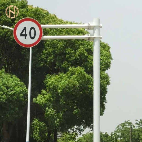 Yol Trafik Sinyali Post Çelik Malzeme Anti Pas Özelleştirilmiş Toz Boya