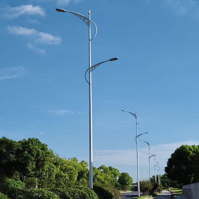 Hot-Dip Galvanize Çelik Malzemesi ile Özel Yolu Işık direği tasarımı