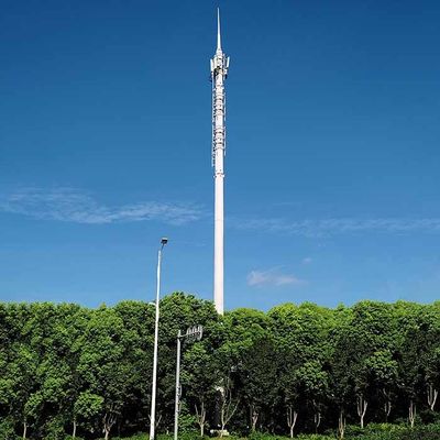 Yüksekliği ve Rüzgar Tasarımını Özelleştirilebilir Sıcak Dip Galvanize Telekomünikasyon Postaları
